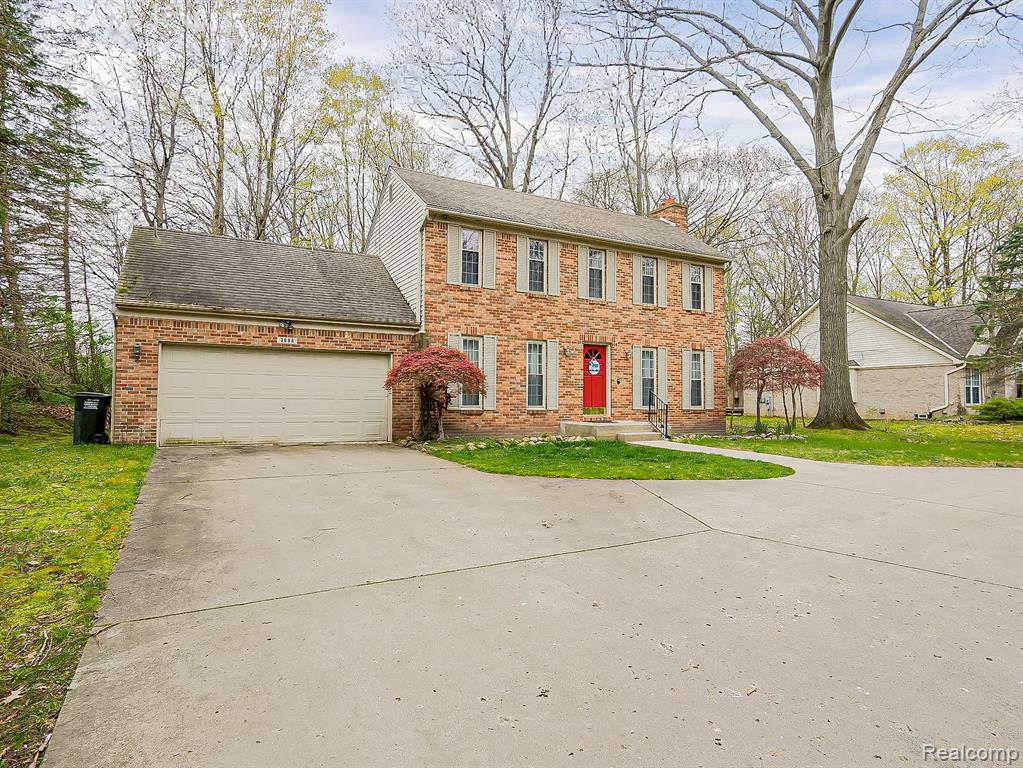 3688 Old Creek Road