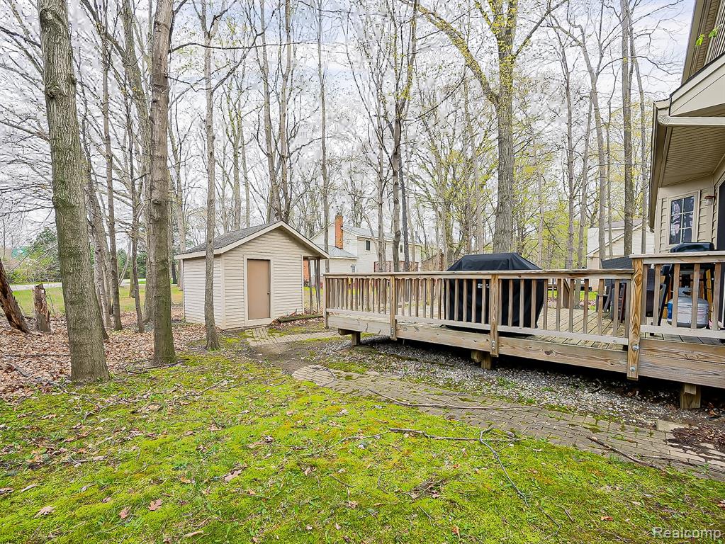 3688 Old Creek Road