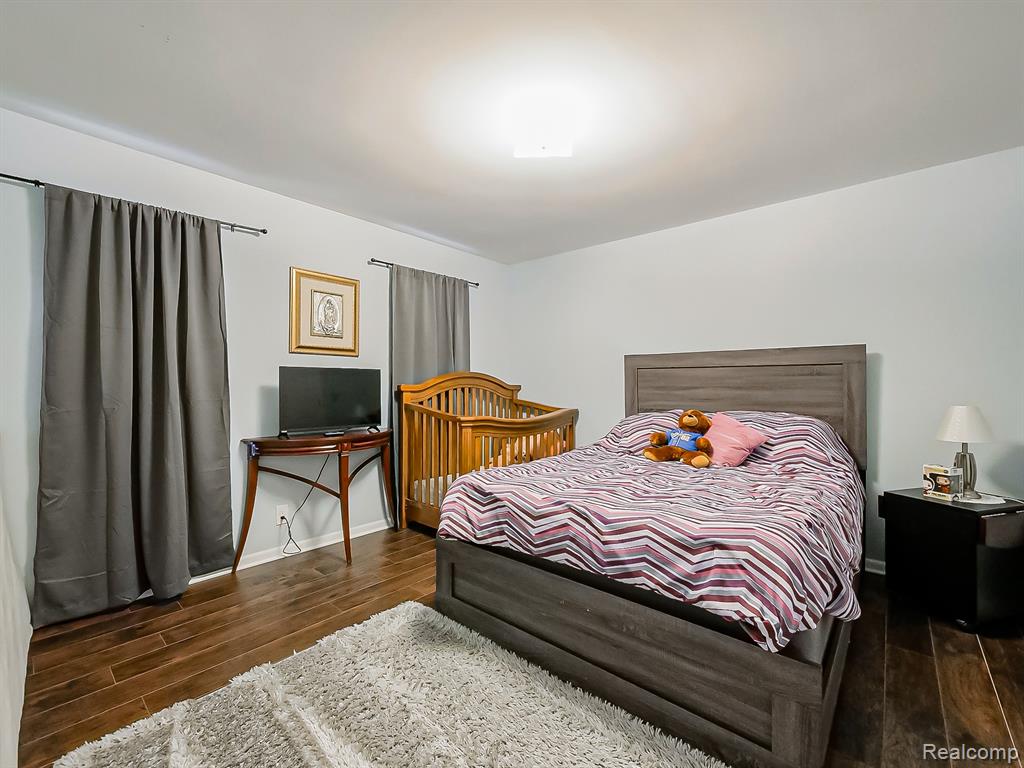 3688 Old Creek Road