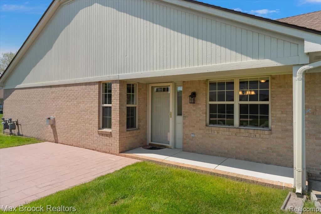 25258 Julianna Drive