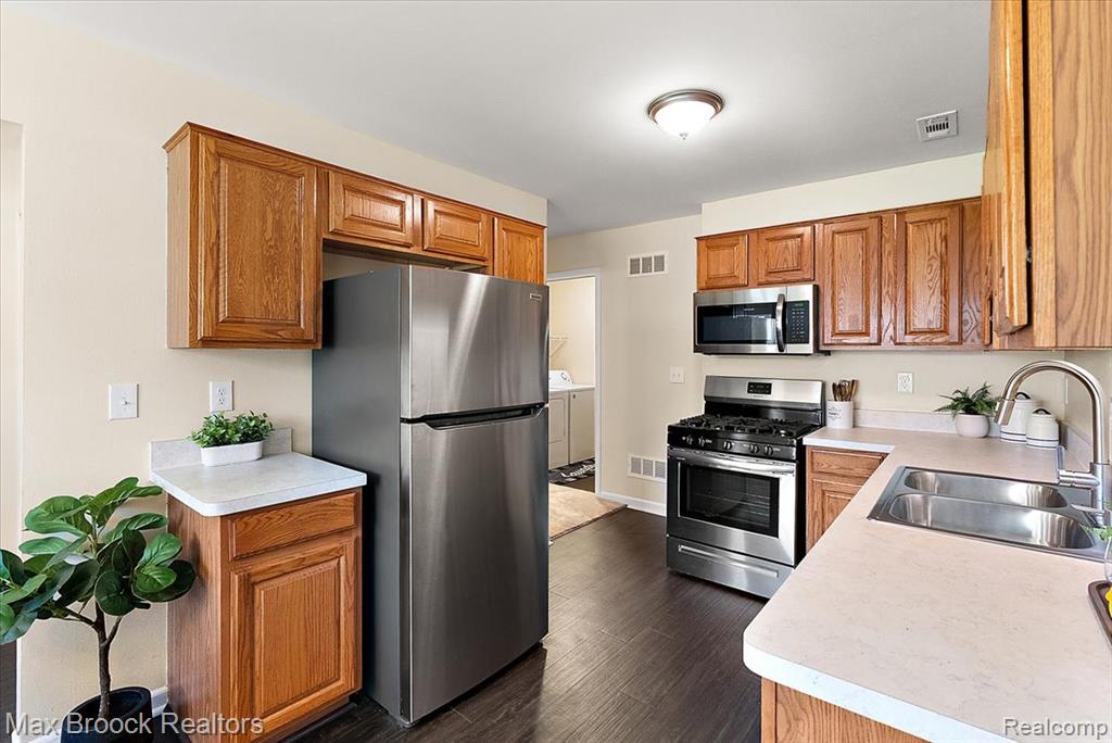 25258 Julianna Drive