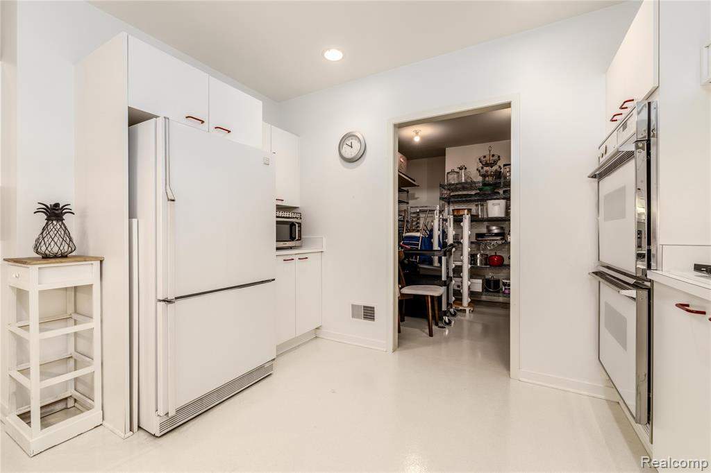 4054 Cranbrook Court