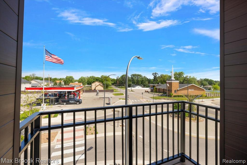 1760 E Auburn Road # 2A