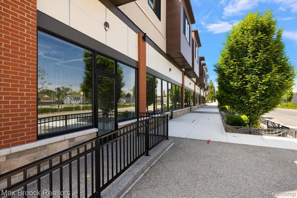 1760 E Auburn Road # 2A