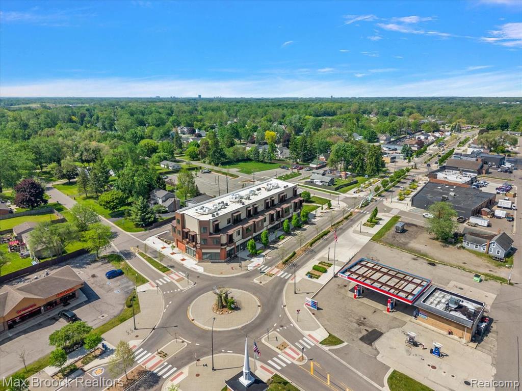 1760 E Auburn Road # 2A