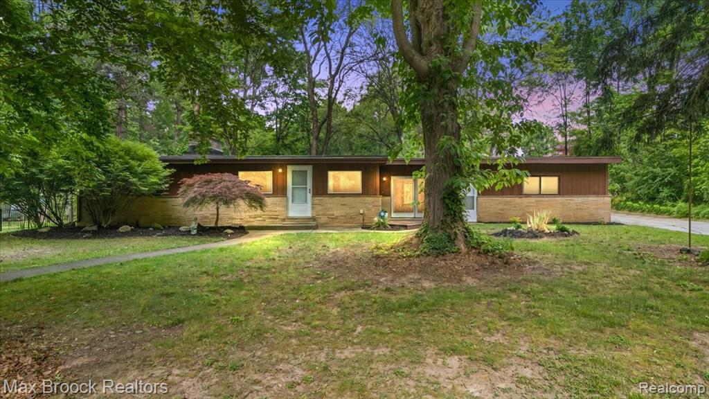 19800 Marilyn Street