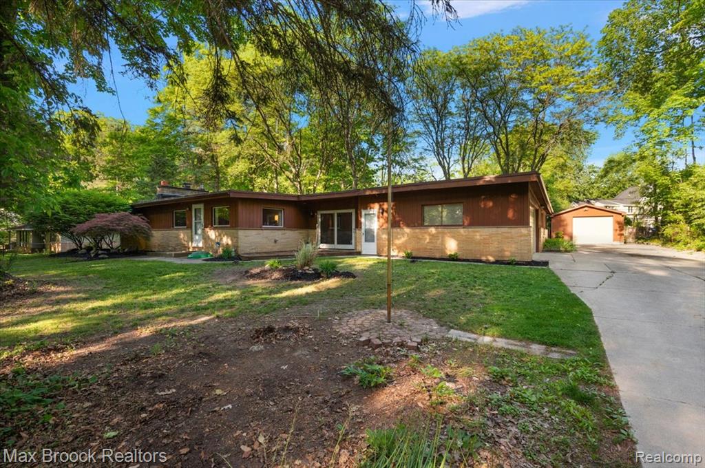19800 Marilyn Street