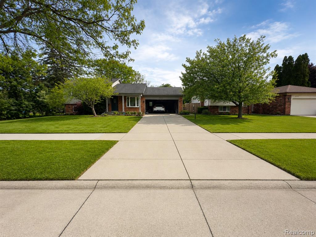3757 Oxley Drive
