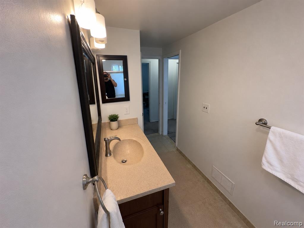 3757 Oxley Drive