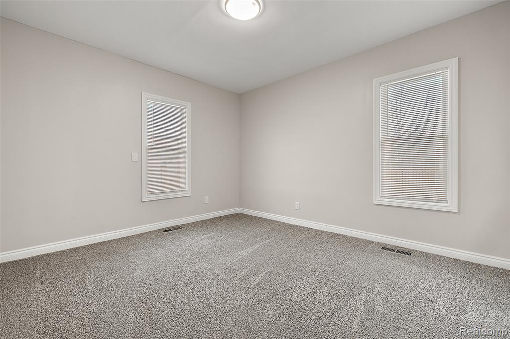 2080 Gladstone, Unit 1 Street
