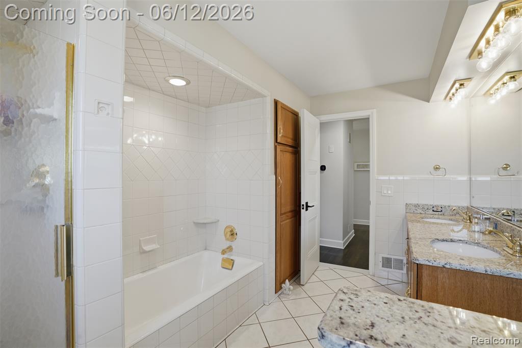 6998 Meadowlake Road
