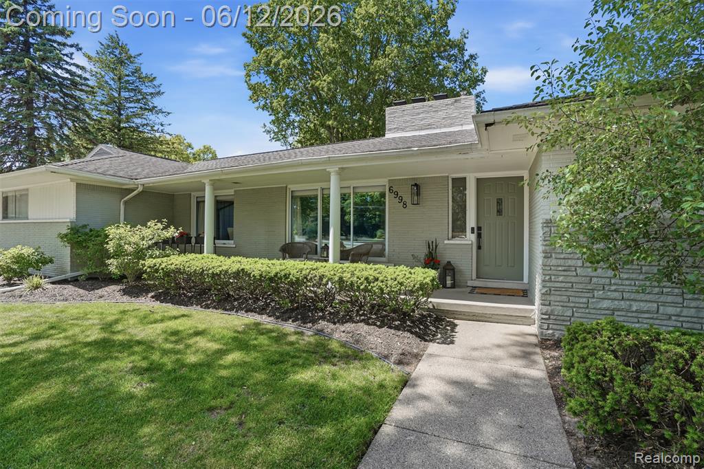 6998 Meadowlake Road