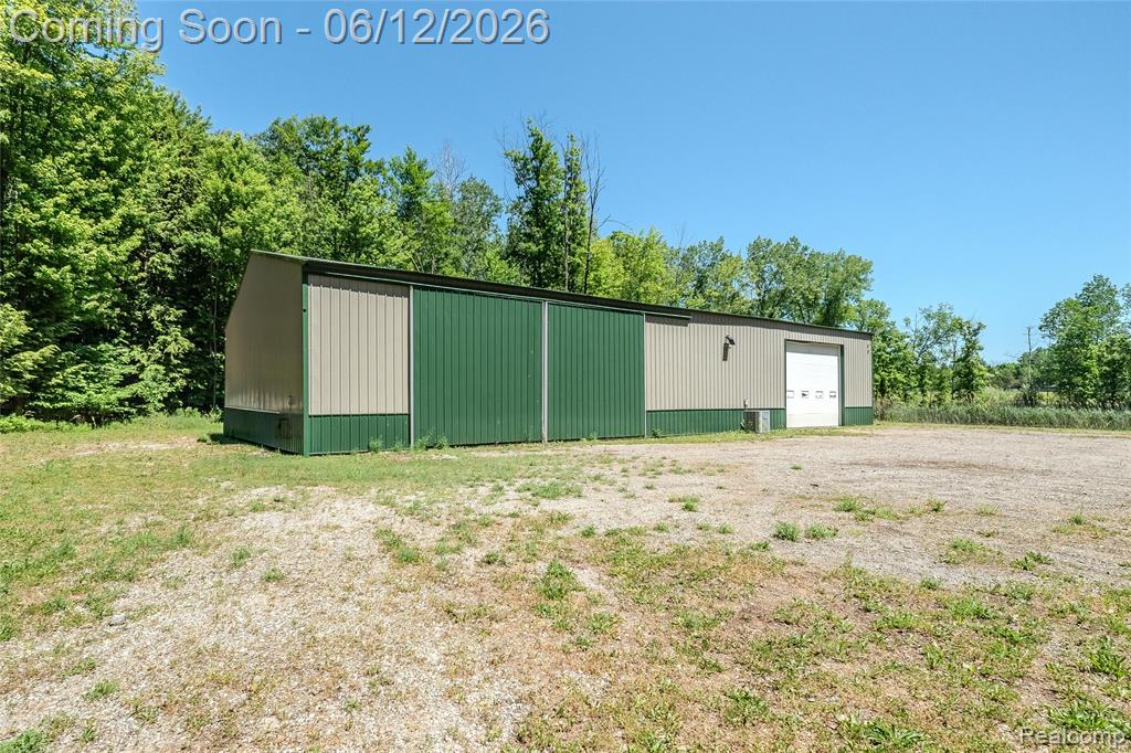 5432 N 7 Mile Road