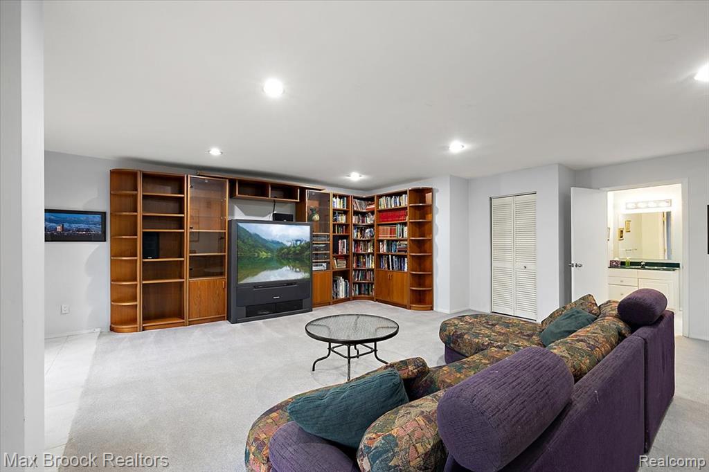 2295 Shore Hill Drive