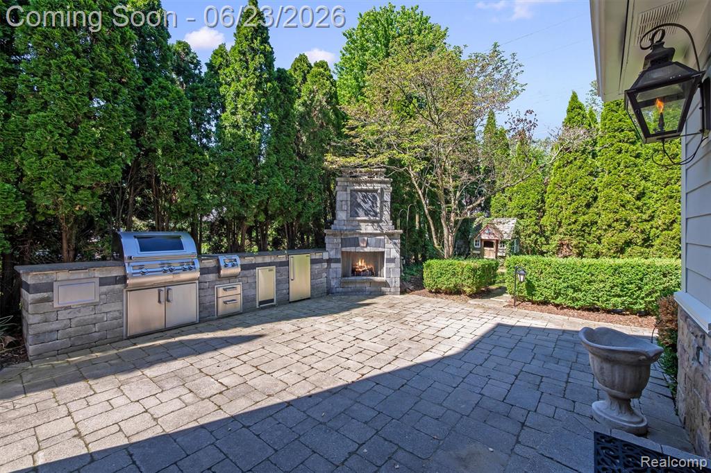 520 Pleasant Street