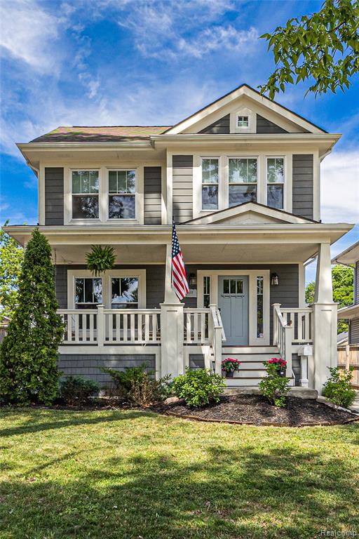 818 Mohawk Avenue