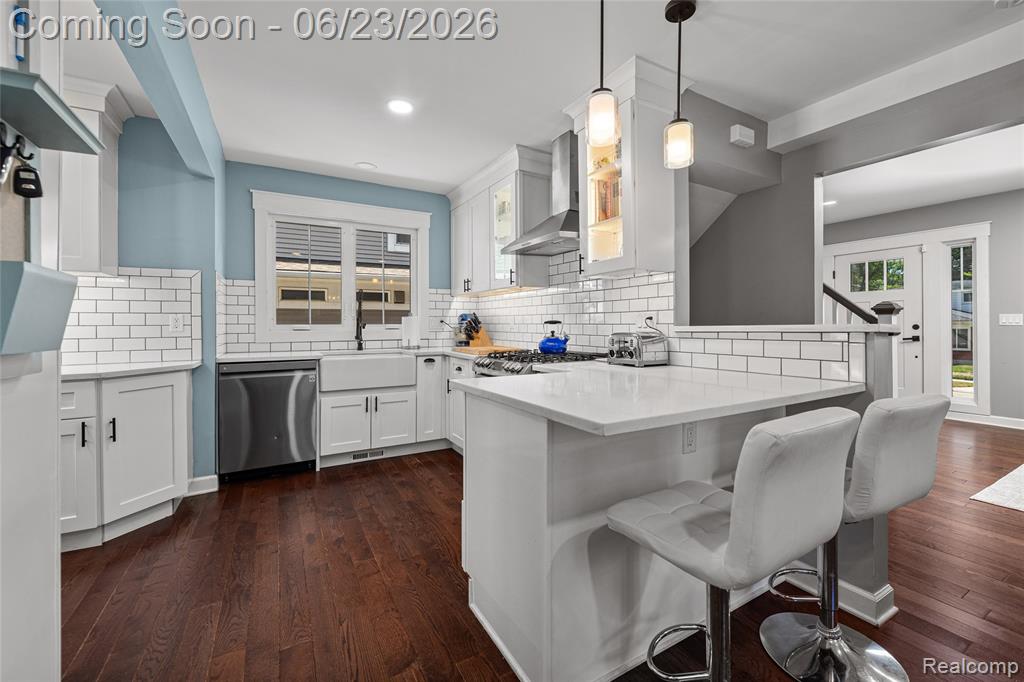 818 Mohawk Avenue