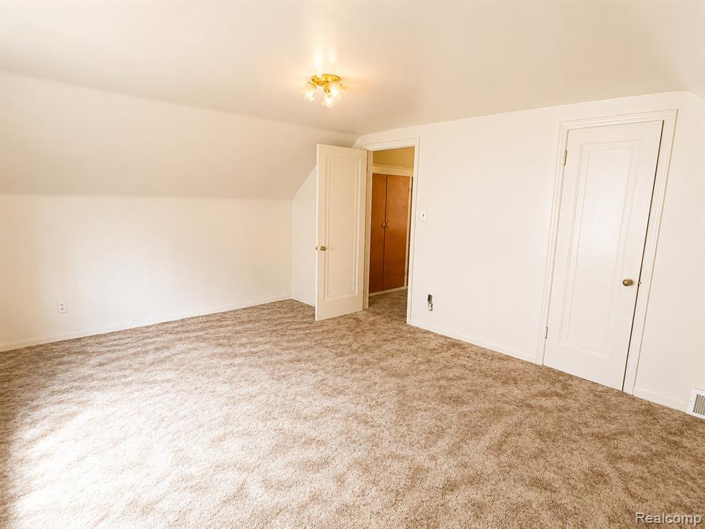 8056 Central