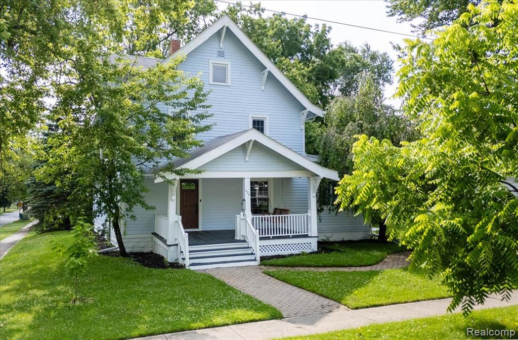 438 N Bailey Street