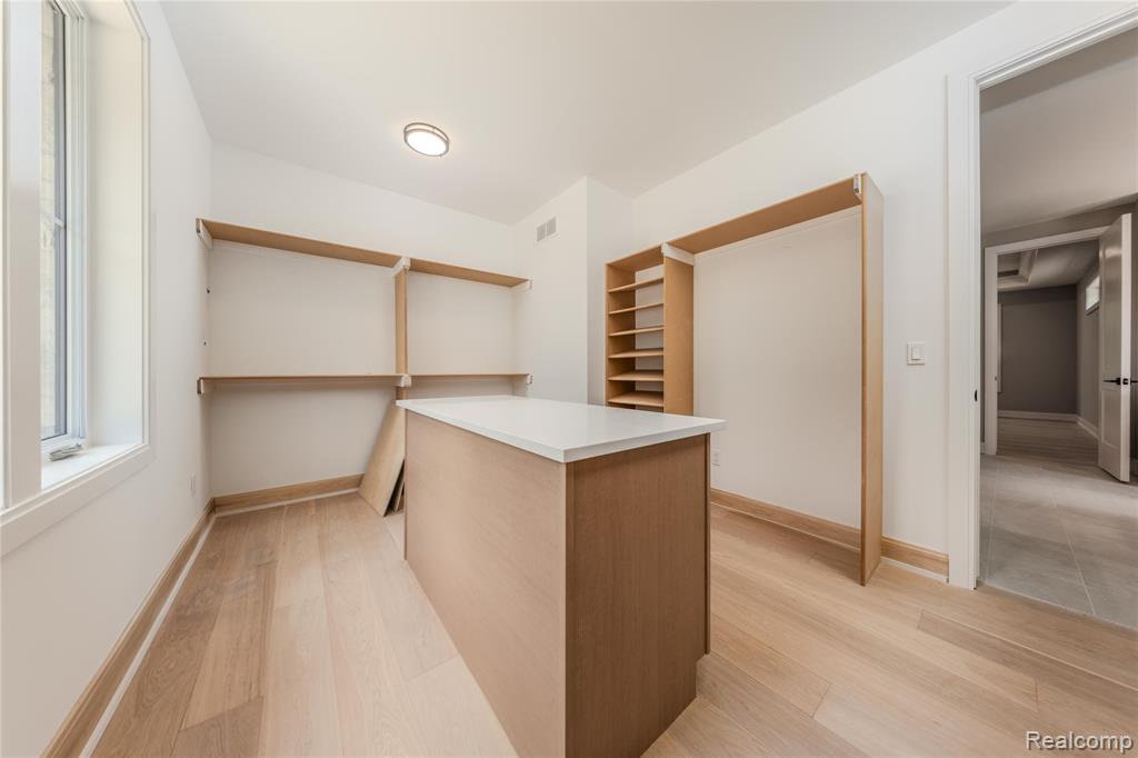 7509 Maple Ridge Drive