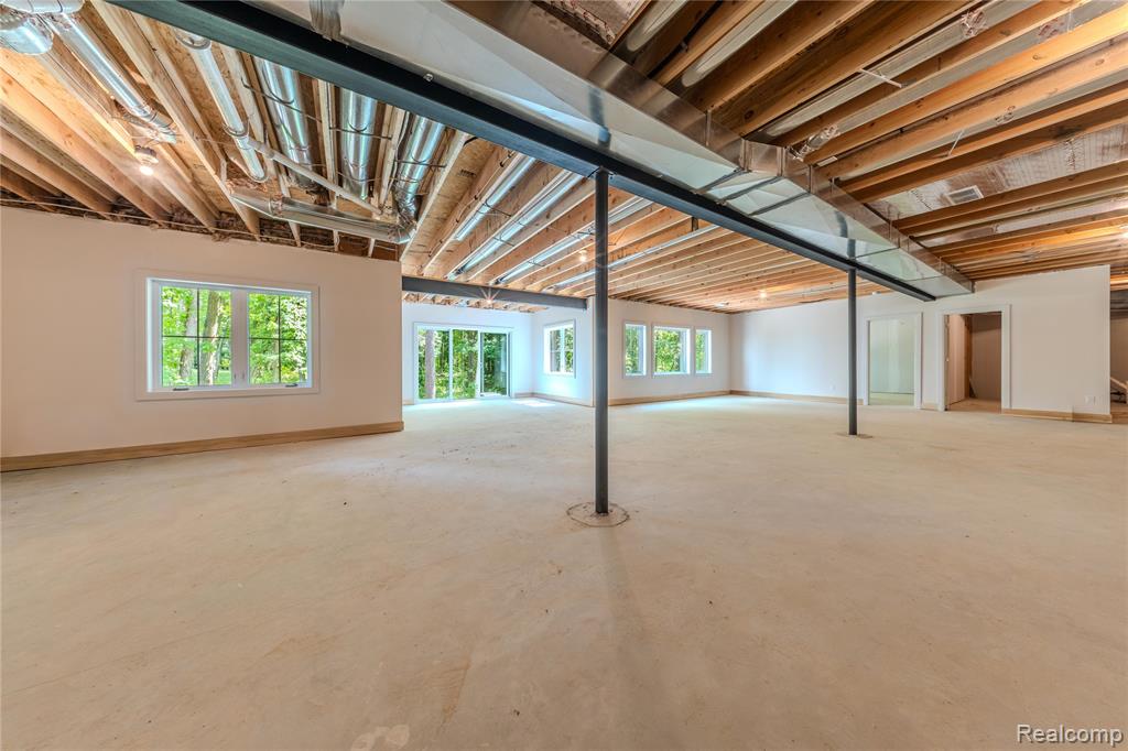 7509 Maple Ridge Drive