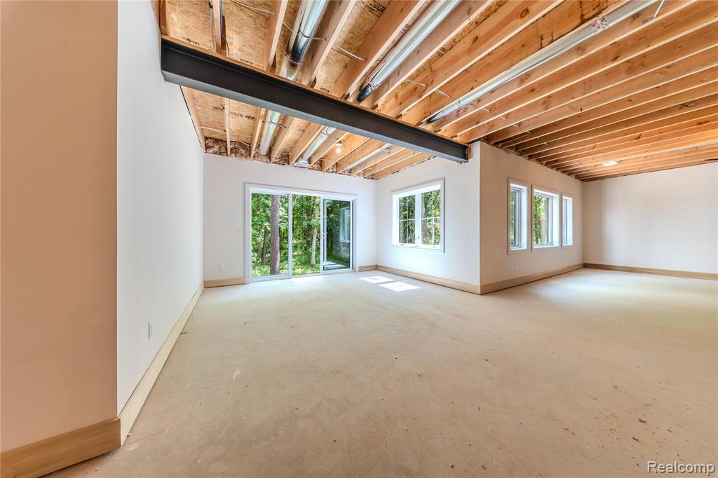 7509 Maple Ridge Drive