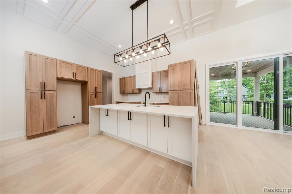 7509 Maple Ridge Drive