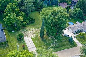466 Driftwood Avenue