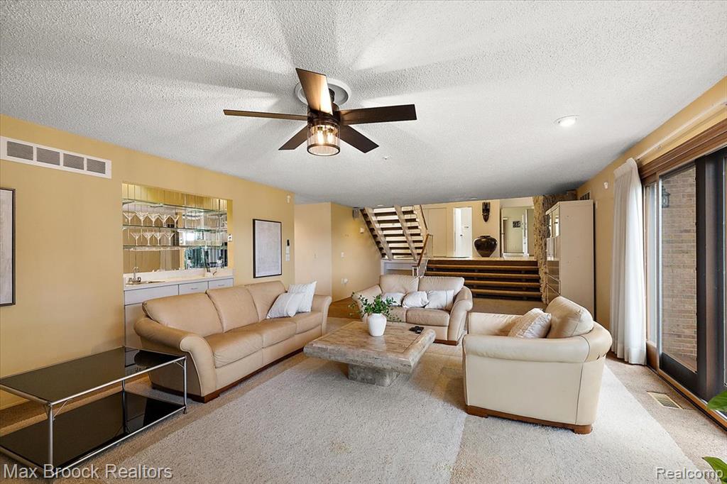 1808 Moors Court