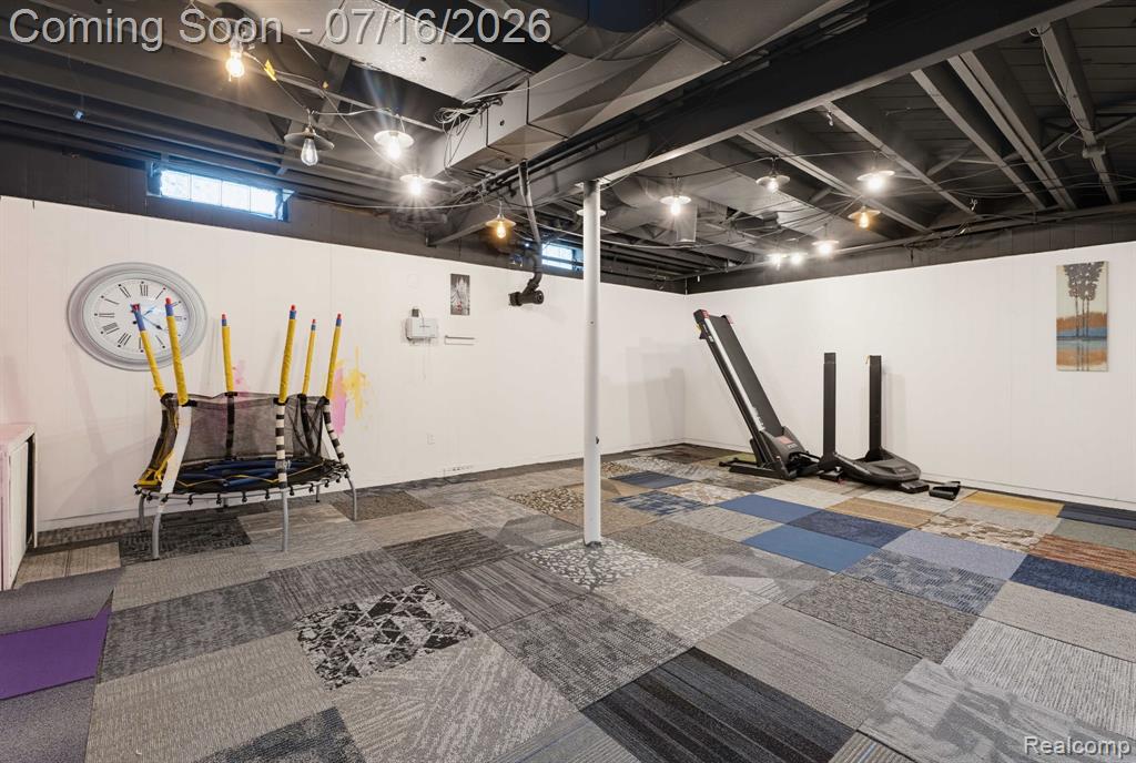 2118 Middlebelt Road