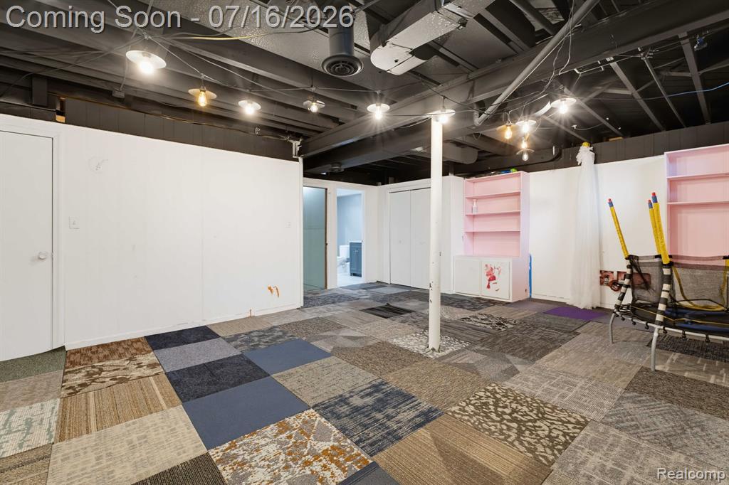 2118 Middlebelt Road