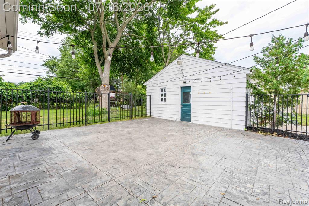 2118 Middlebelt Road