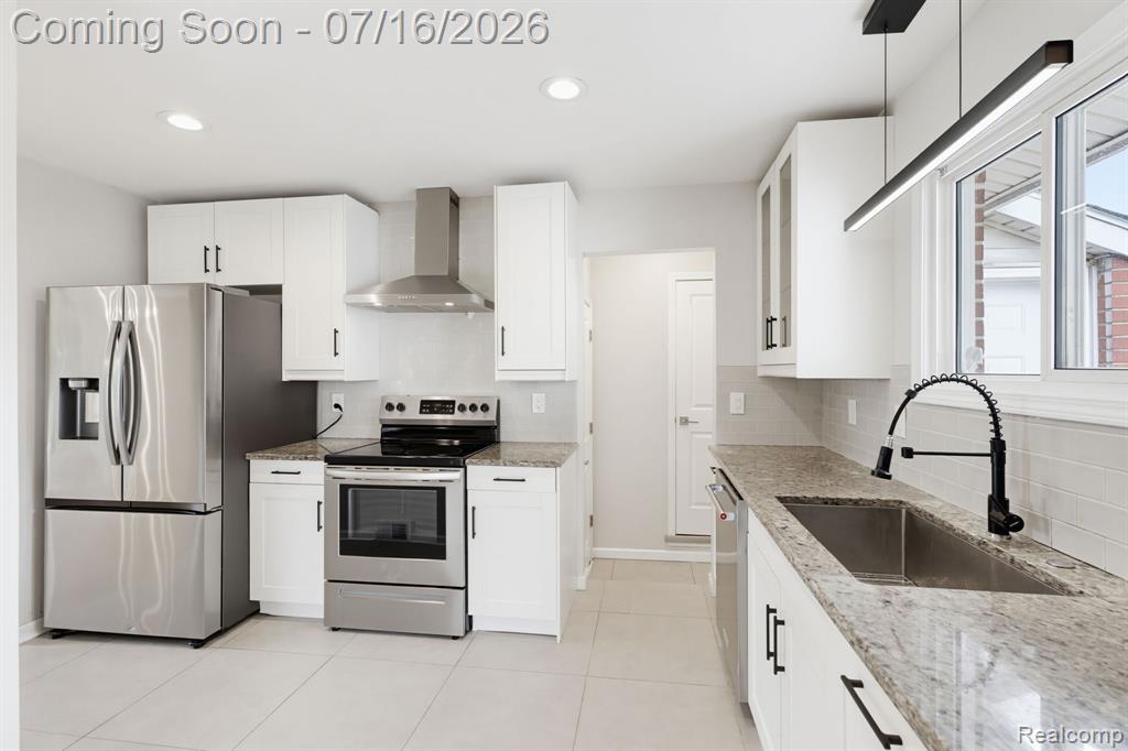 2118 Middlebelt Road