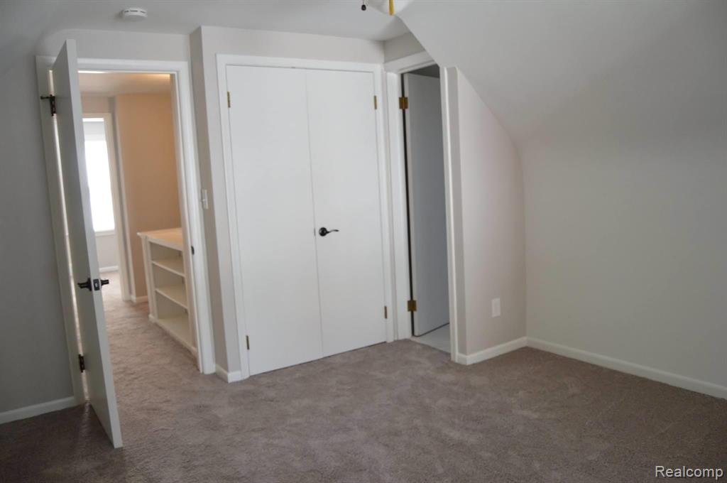 2111 Rochester Road
