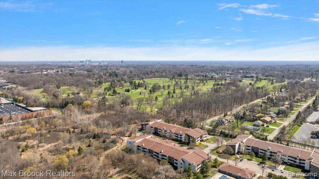 30414 Orchard Lake Road # 29