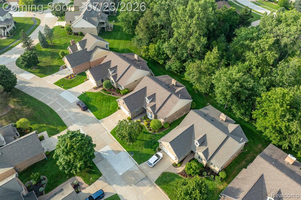62910 Walker Court