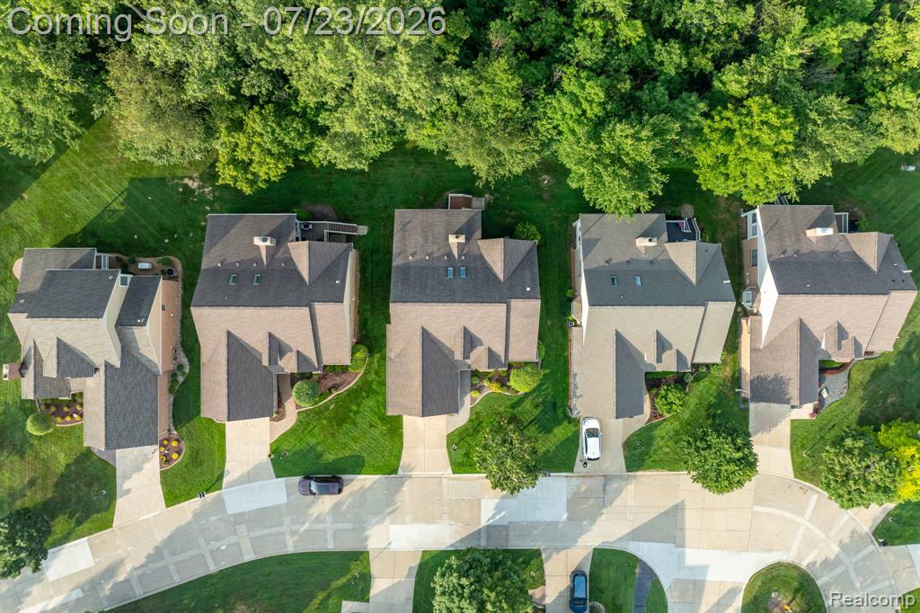 62910 Walker Court