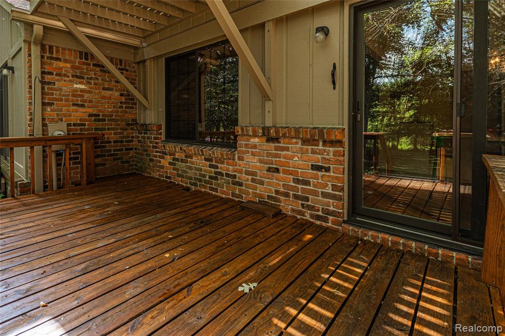 1805 Van Hill Court