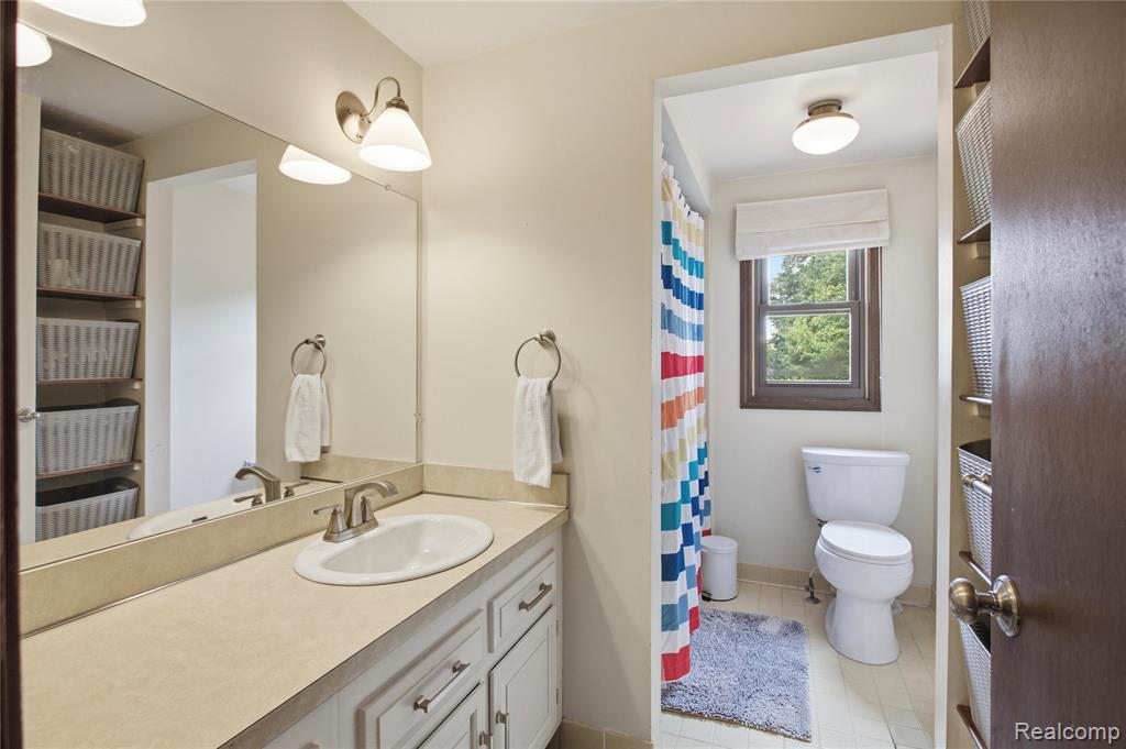 33665 Curtis Road