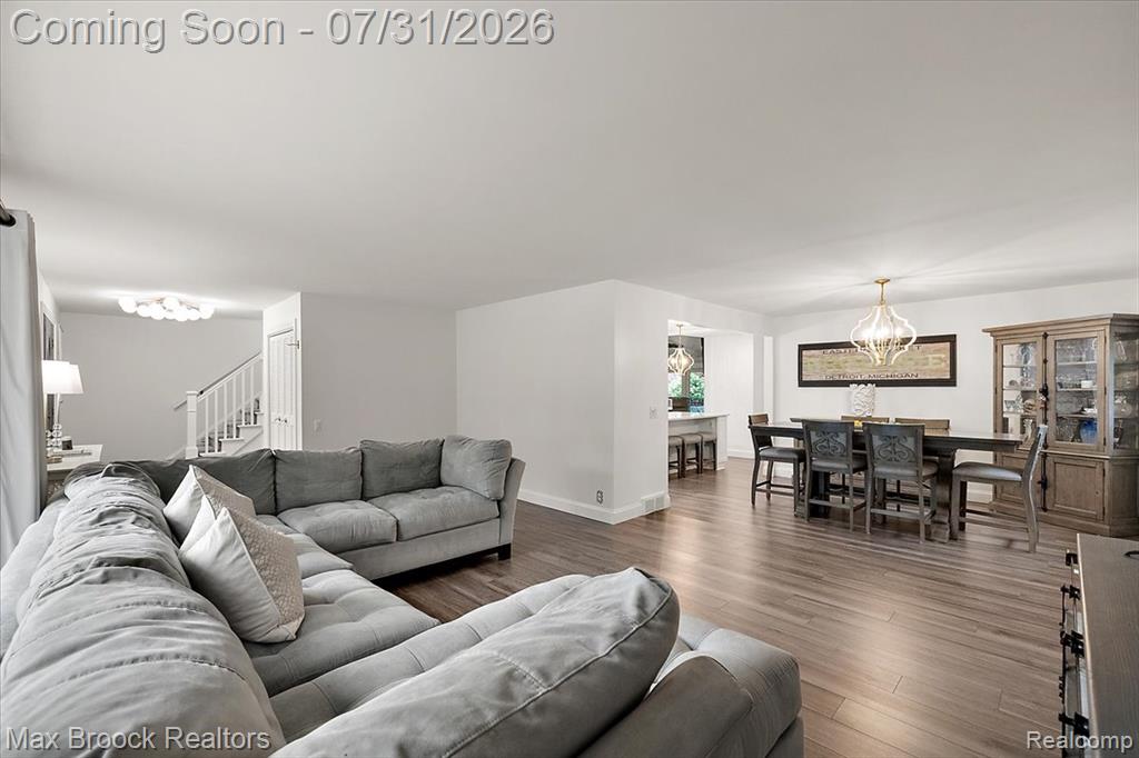 676 Peach Tree Lane