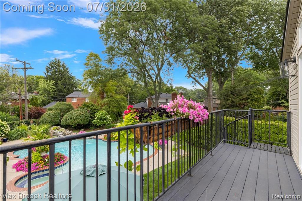 676 Peach Tree Lane