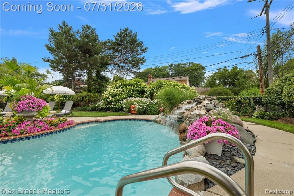 676 Peach Tree Lane