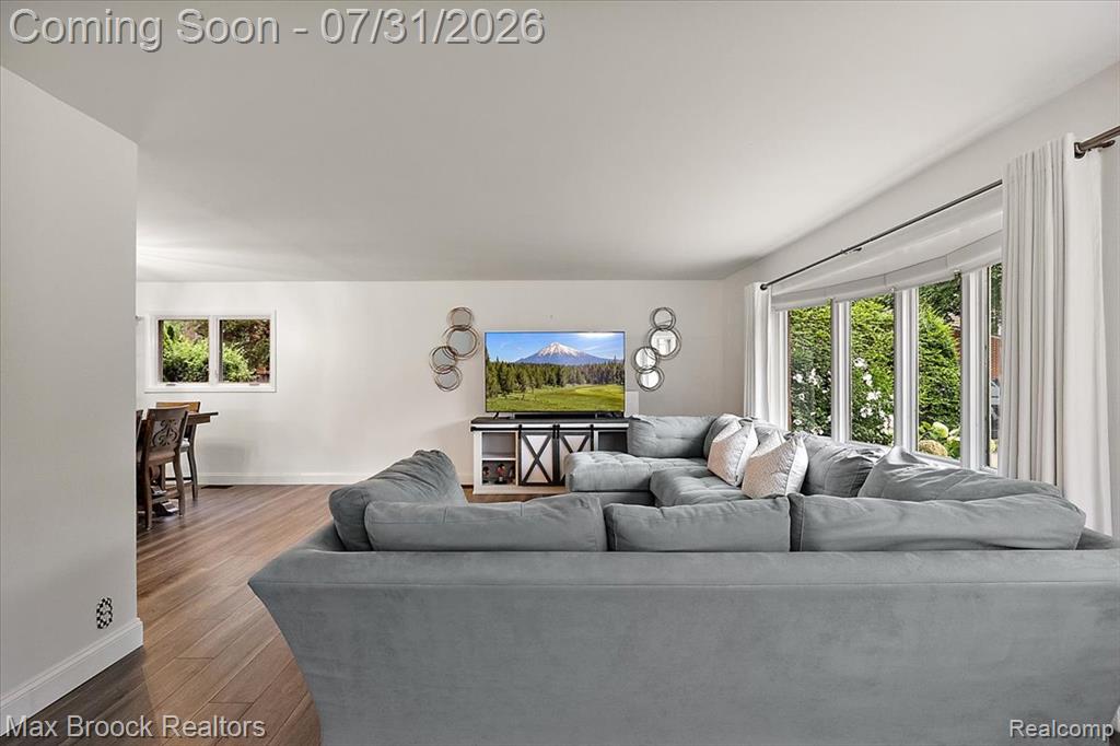 676 Peach Tree Lane