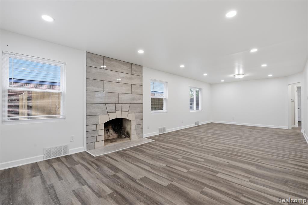 5200 Balfour Road