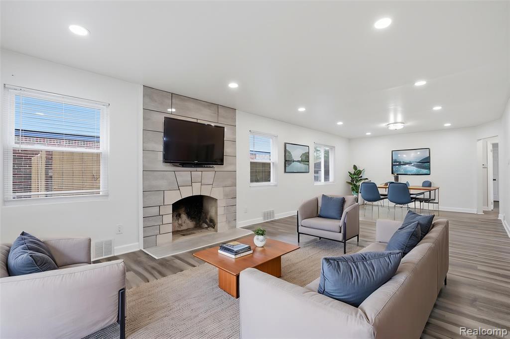 5200 Balfour Road
