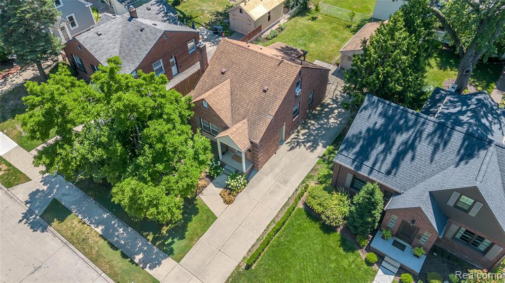 1627 Columbia Road