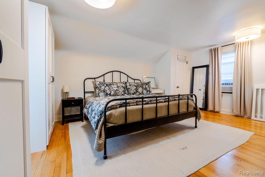 1627 Columbia Road