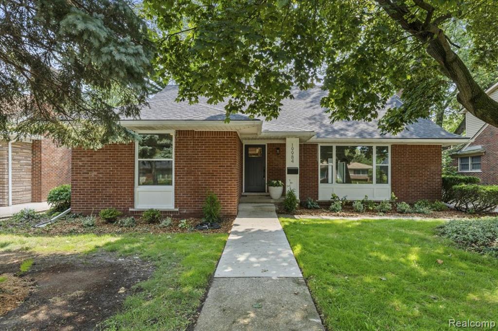 19984 Fairway Drive