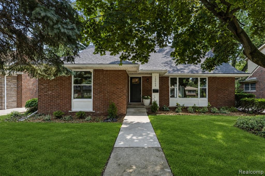 19984 Fairway Drive
