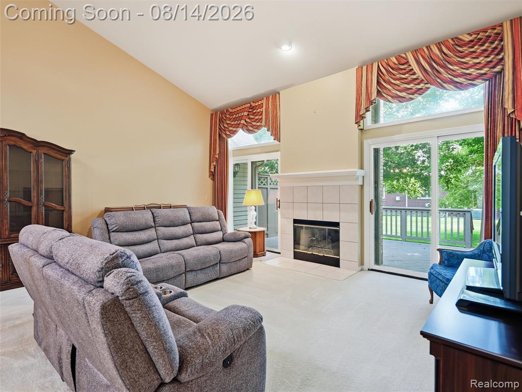 16905 Coral Lane